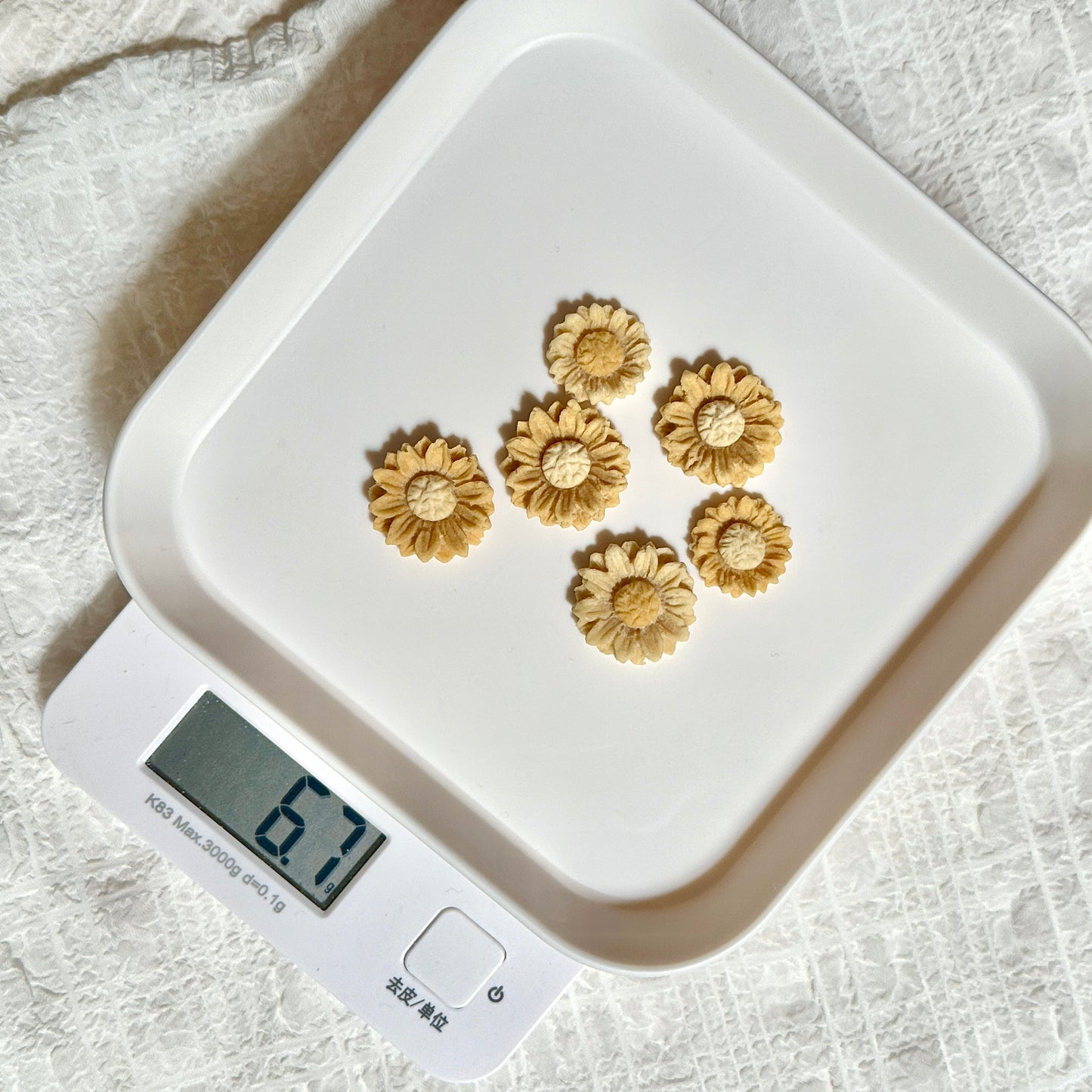 Floral Treats | Small size treats | simple ingredients