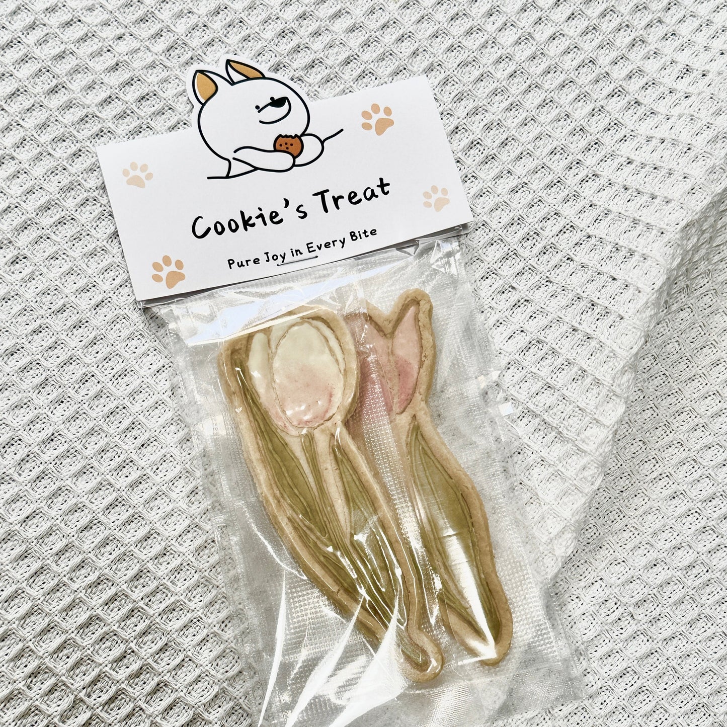 Tulip Pet Cookies | Handmade all natural Pet Cookies