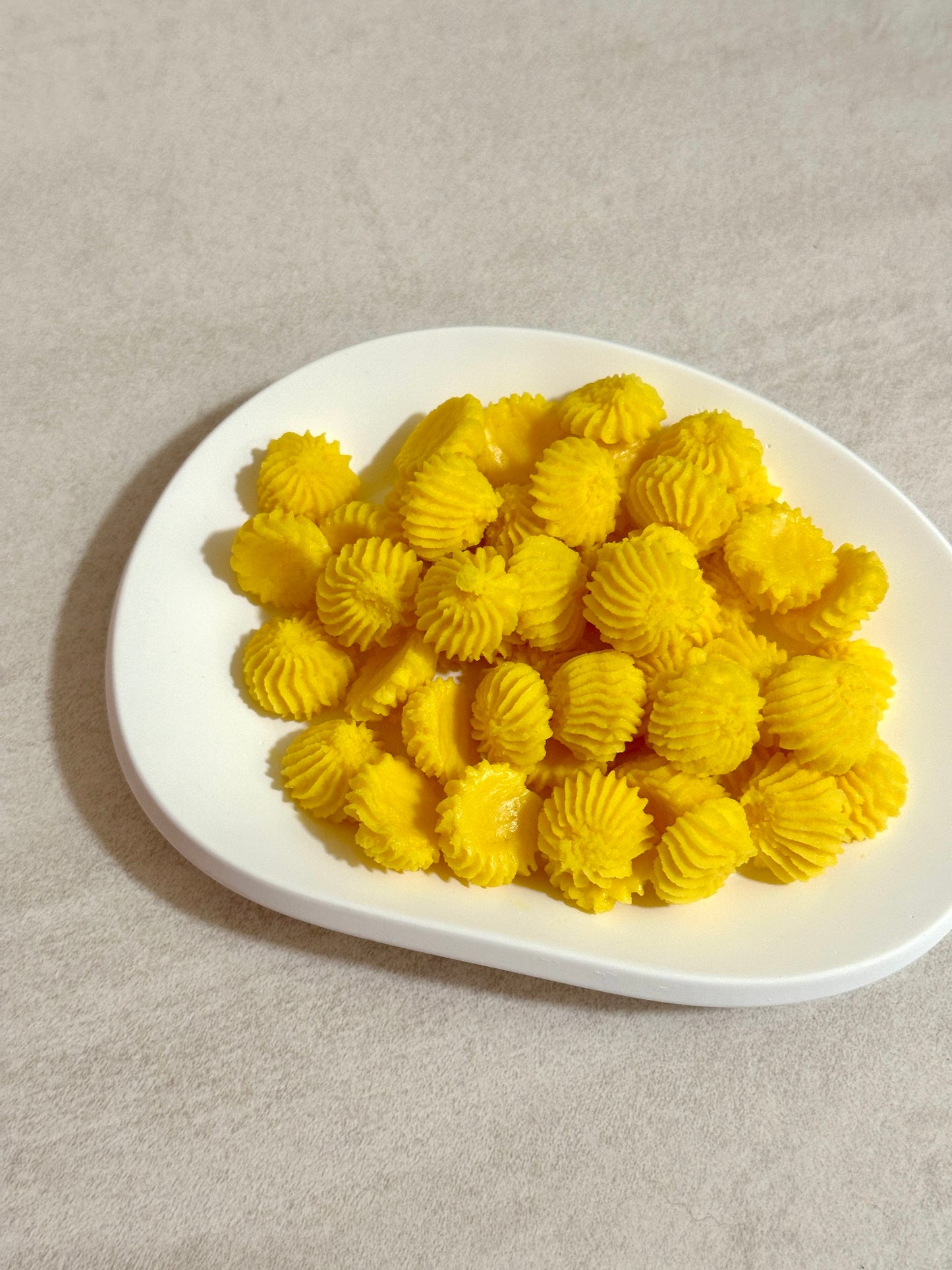 Golden Flower Pastry, 100% Egg Yolk and Goat Milk powder